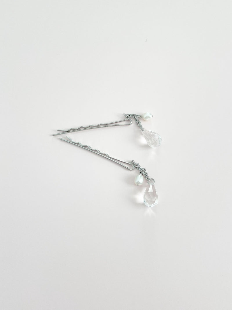 Tia / hair pins
